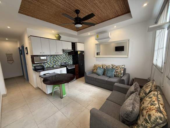 Flamingo Beach Apartment – Long Term Rental 🌴