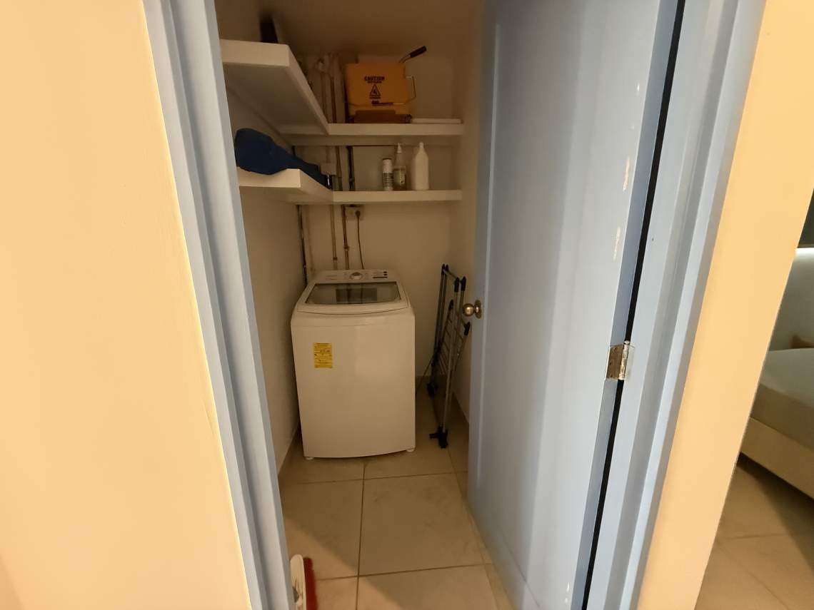 Flamingo Beach Apartment – Long Term Rental 🌴