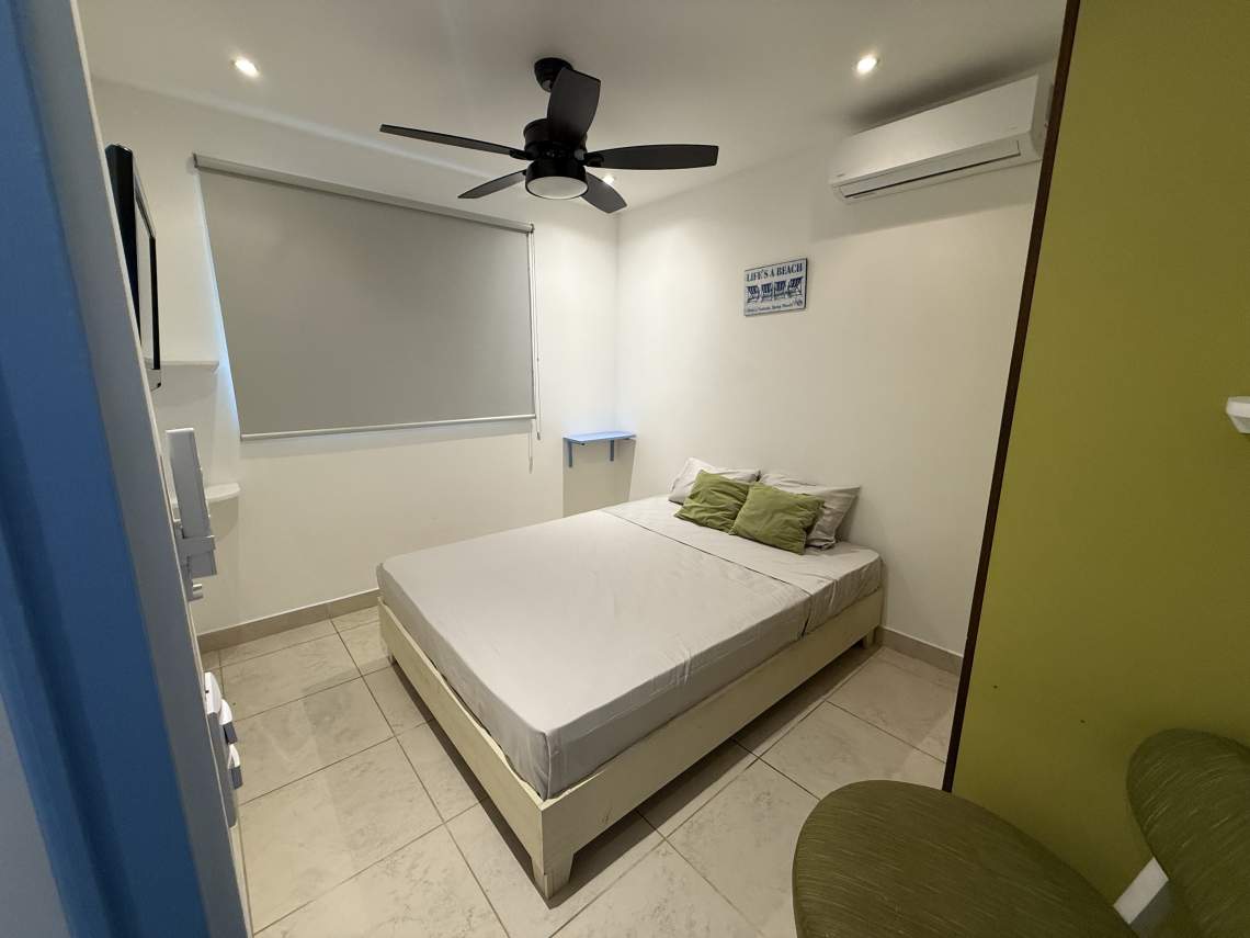 Flamingo Beach Apartment – Long Term Rental 🌴