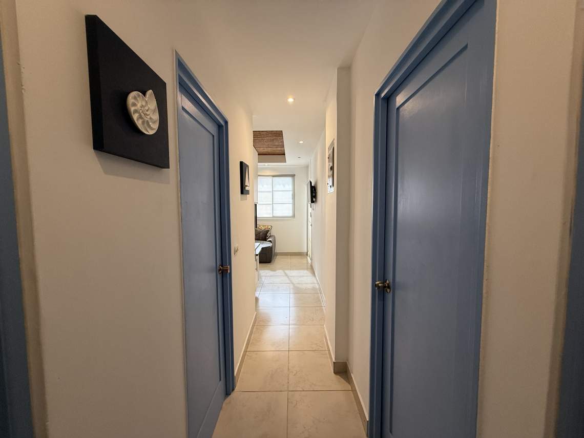 Flamingo Beach Apartment – Long Term Rental 🌴