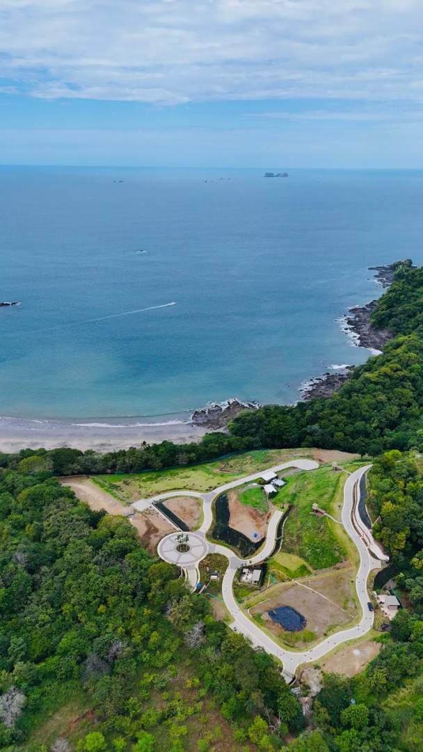 Site image 3 Cantomar Beachfront Elegance