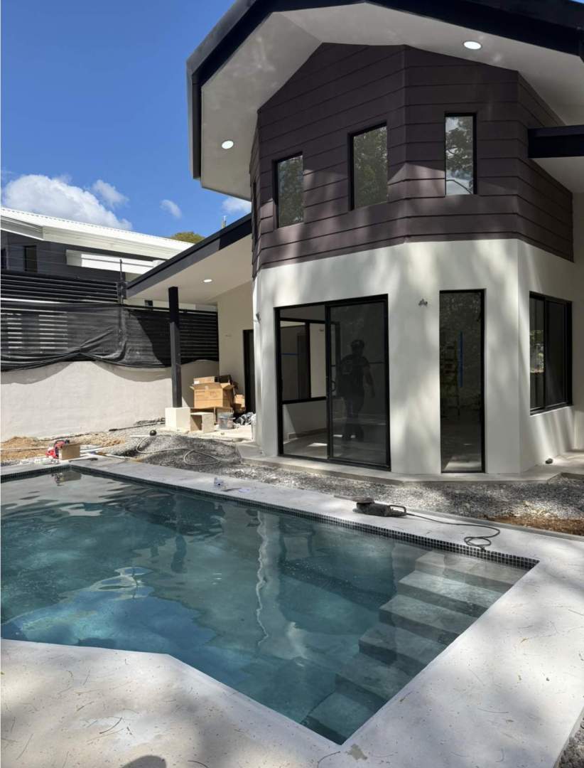 Frente Casa Maravilla