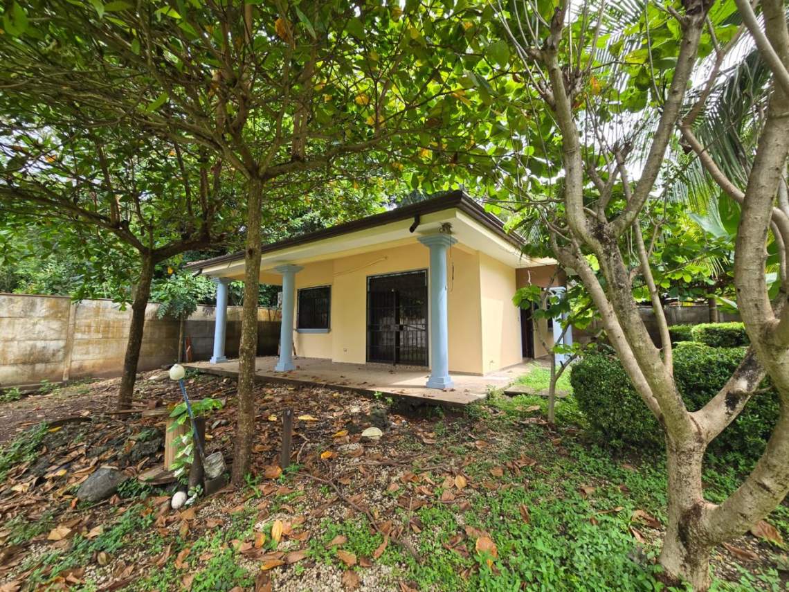 CASA MARCILLA Image 2026-06-30 at 15.35.08 (1) 3-Bedroom Home with Great Potential | Surfside Beach, Playa Potrero, Costa
