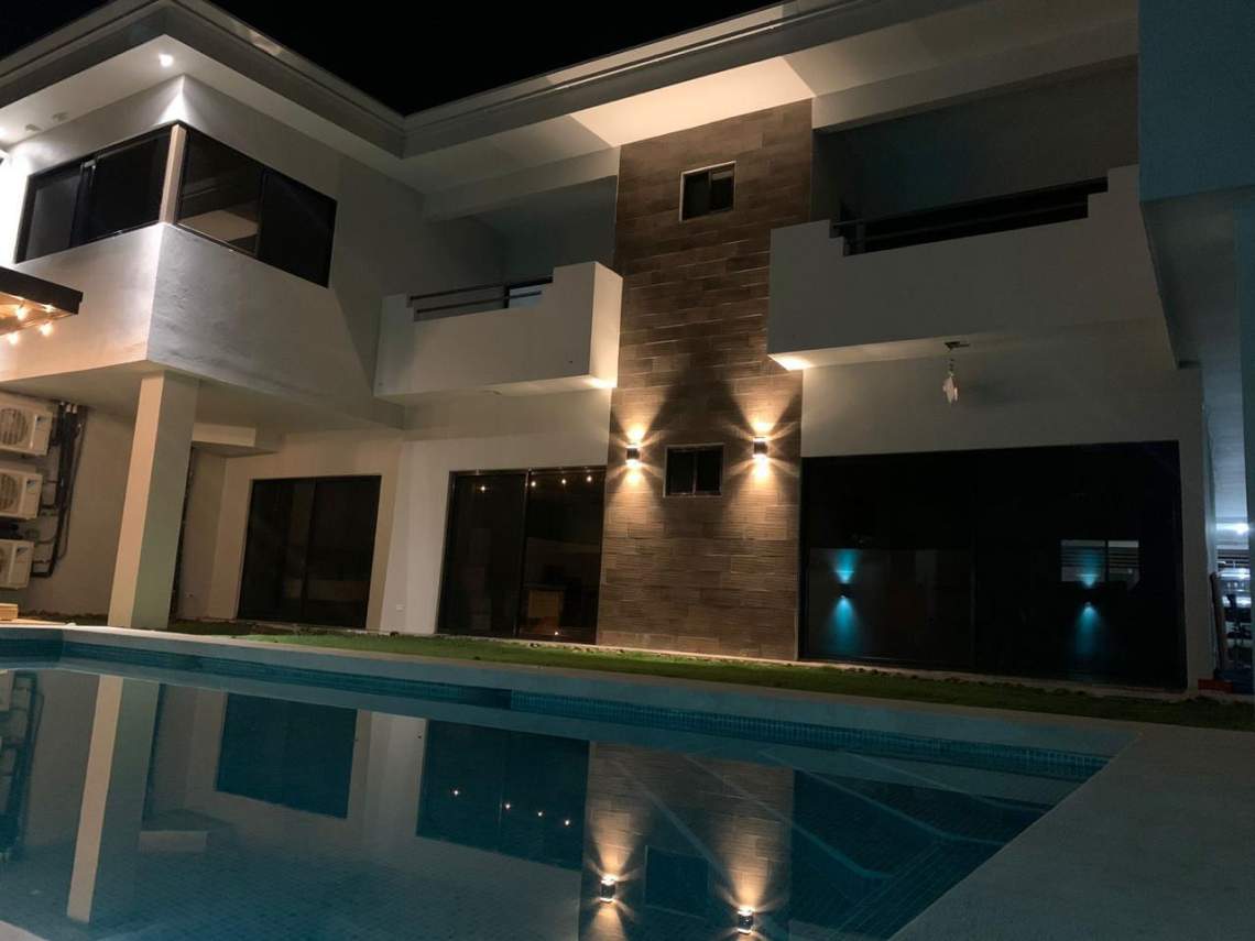 Move in. Relax. Everything is Included.